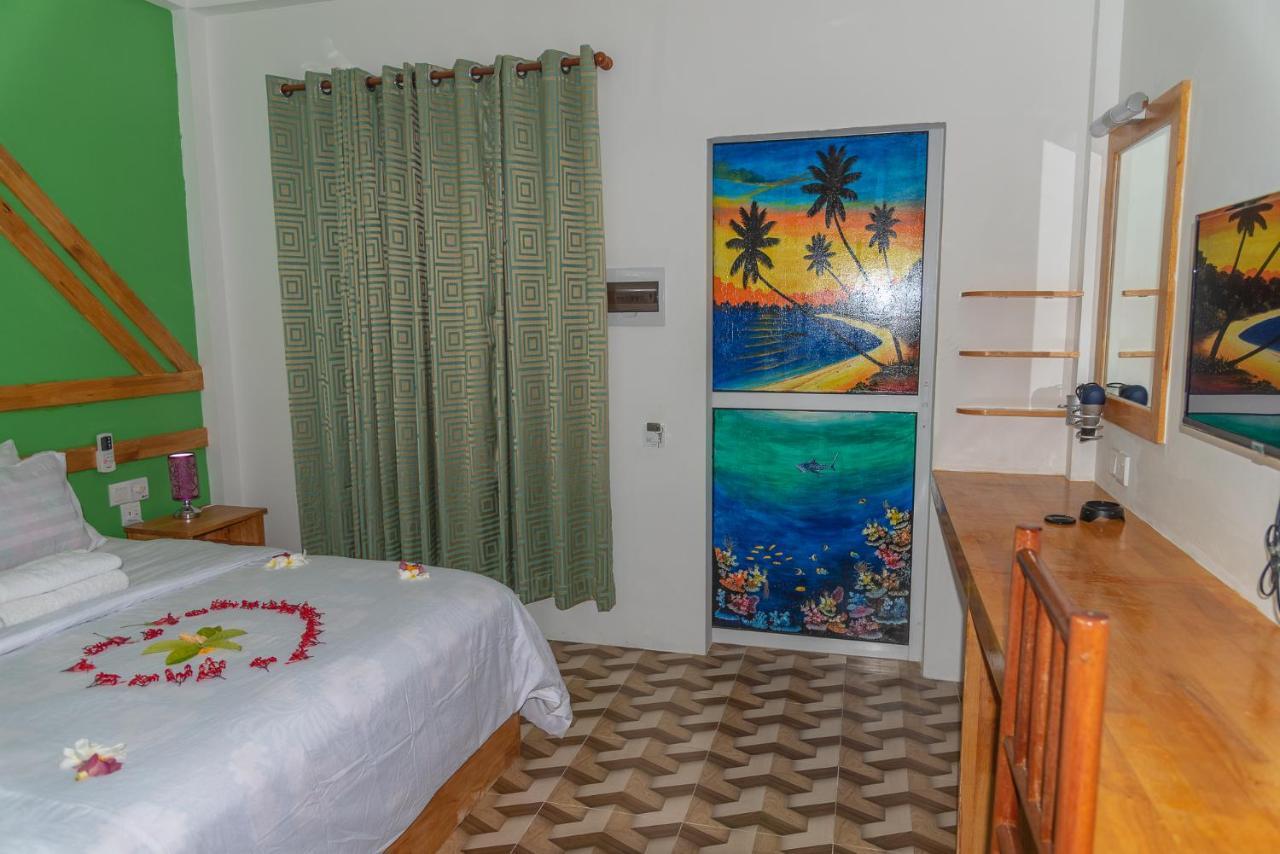 Chao Guest House остров Маафуши Екстериор снимка