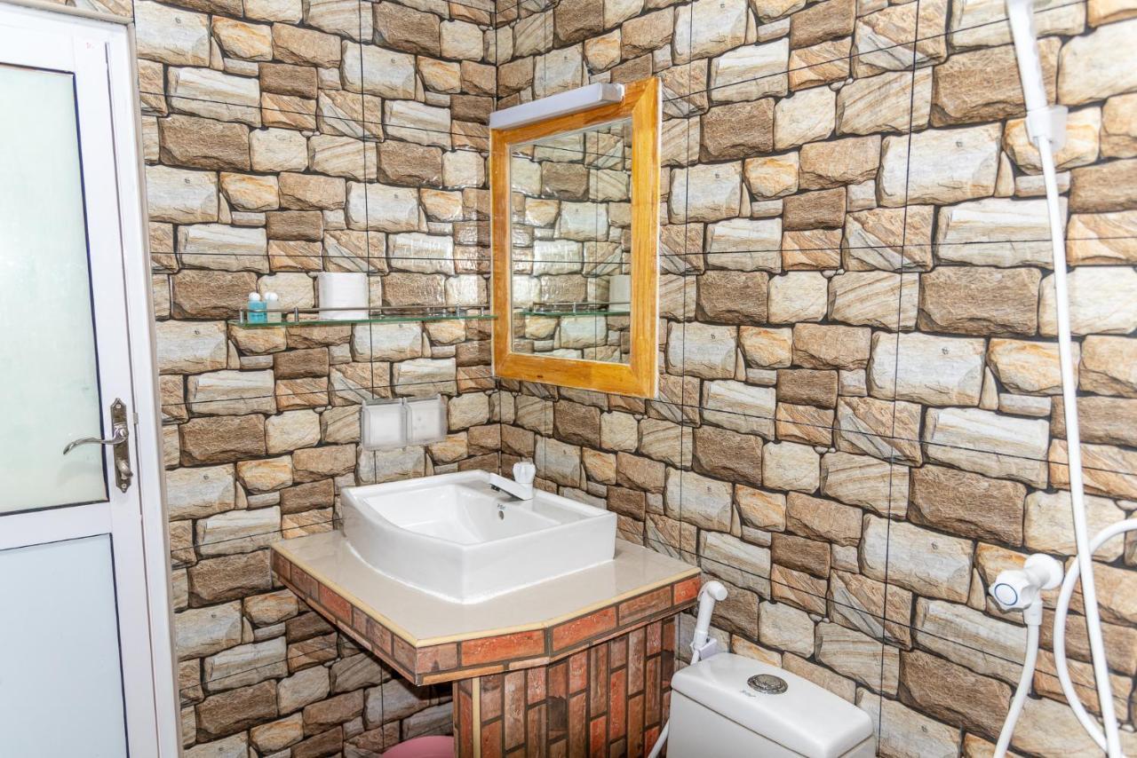 Chao Guest House остров Маафуши Екстериор снимка